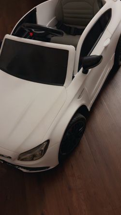 MERCEDES AMG GLC 63S 12V 4WD KIDS RIDE-ON CAR WITH R/C PARENTAL REMOTE | WHITE