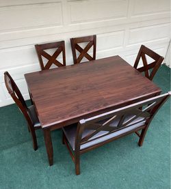 6-PC SOLID WOOD DINING SET (TABLE WITH EXTENSION LEAF, LARGE PADDED BENCH AND 4 PADDED CHAIRS)