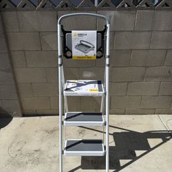 Gorilla Ladders 3-Step Steel Lightweight Step Stool with Project Tray, 225 lbs. Load Cap. Type II Duty Rating (8 ft. 9 in. Reach Height) Equivalent to