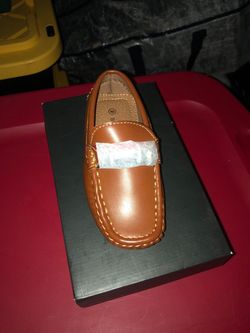 Dress shoes