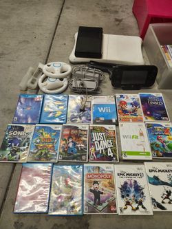 Wii u mega bundle (17 games + console + accessories)