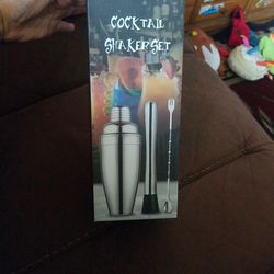 Cocktail Shaker Set