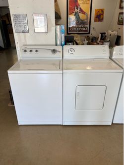 Kenmore washer and dryer electric set