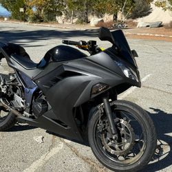 2017 Kawasaki Ninja 300 