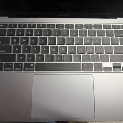 MacBook Air 2020 8 RAM / 128 GB Capacity Intel Chip