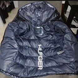 Tommy Hilfiger Puffer Jacket Large