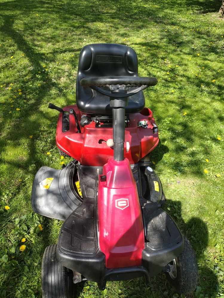Craftsman R1000 Riding Mower