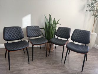 Set of 4 mid century modern dining chairs
