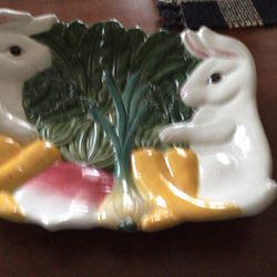Fitz And Floyd Easter Dish….beautiful With White Bunny rabbits, Carrots And Vegetables. Would Be Beautiful With Your Easter Decor! 15.00
