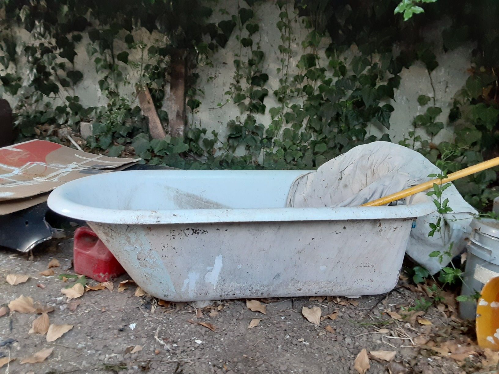 Claw foot tub for sale. Make offer