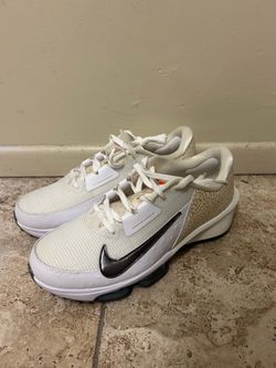 Nike men’s golf shoes size 9.5