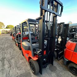 Toyota Forklift 2 stage sideshift 5000 lb