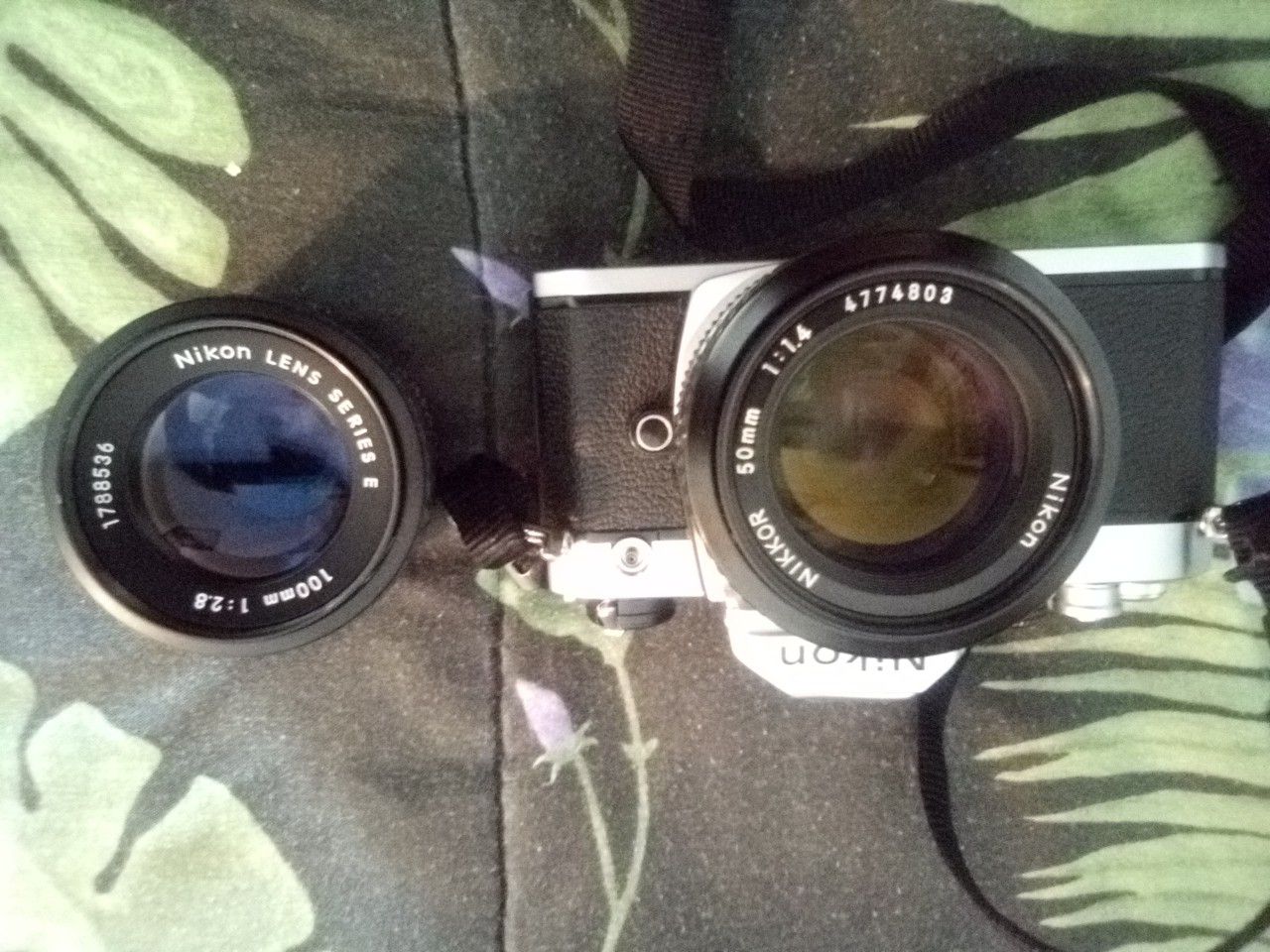Nikon FM 35mm film camera with two lens