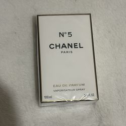 N5 Chanel Paris 