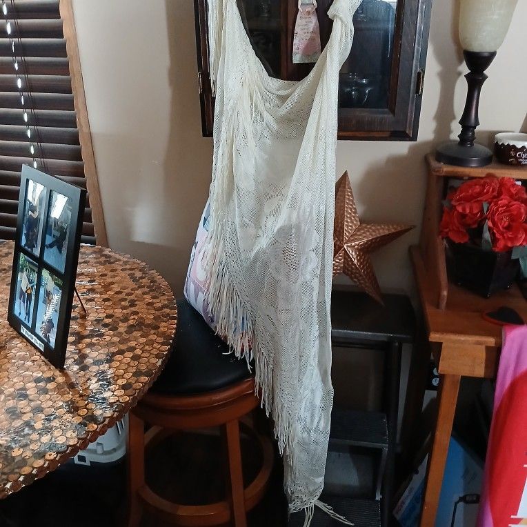 Like New XL Vintage Fringe Shawl