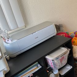 Cricut Machine + Printer + Accessories 