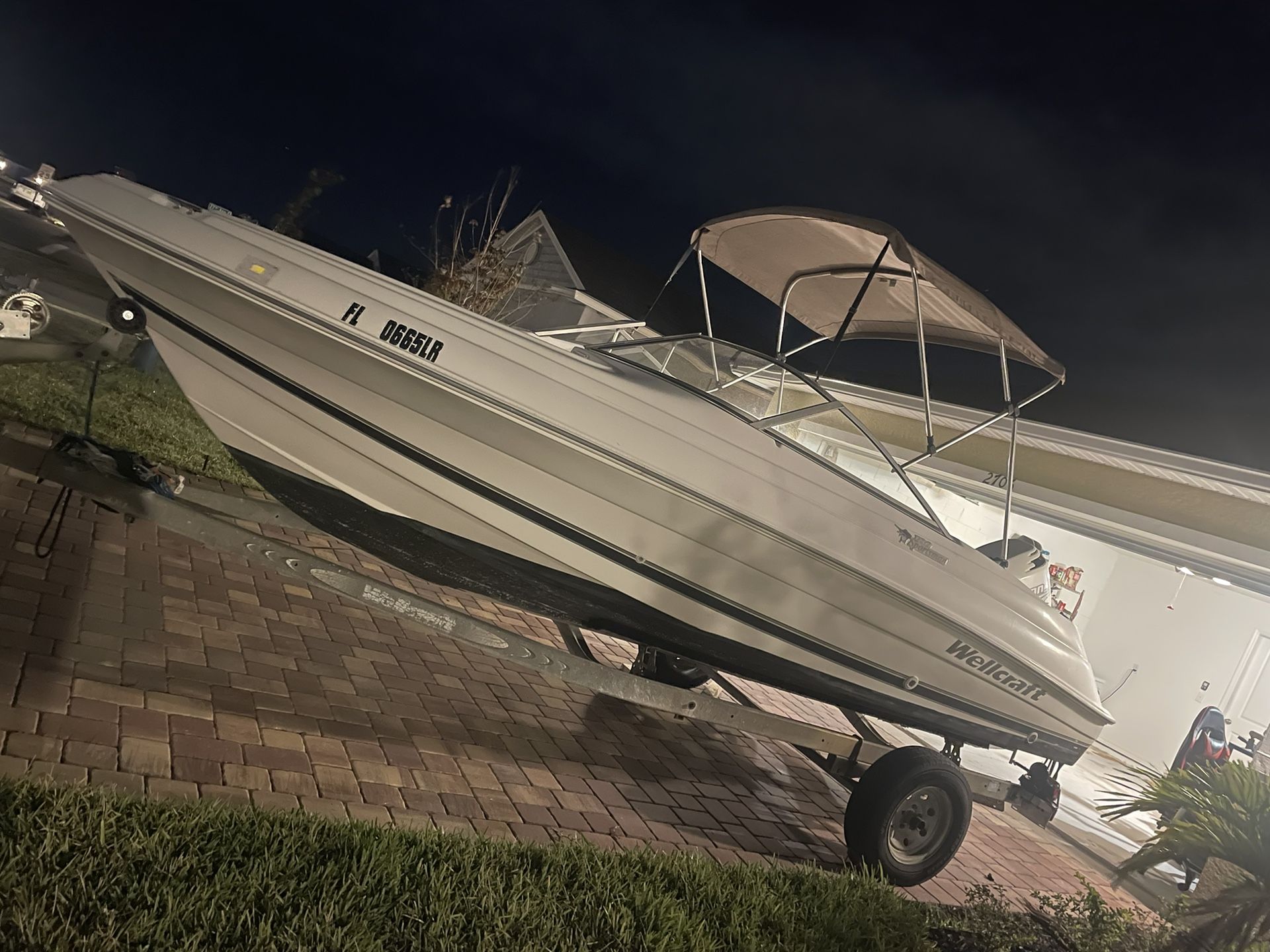 2002 Wellcraft 180 Sportsman