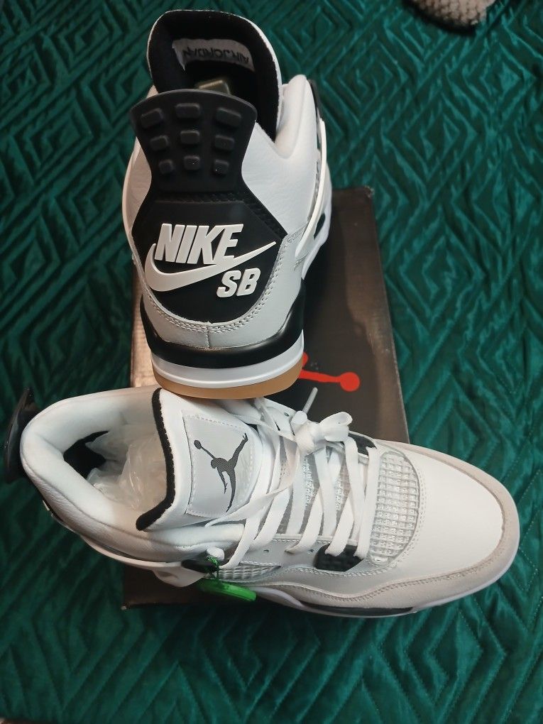 Air Jordan 4s Size 11