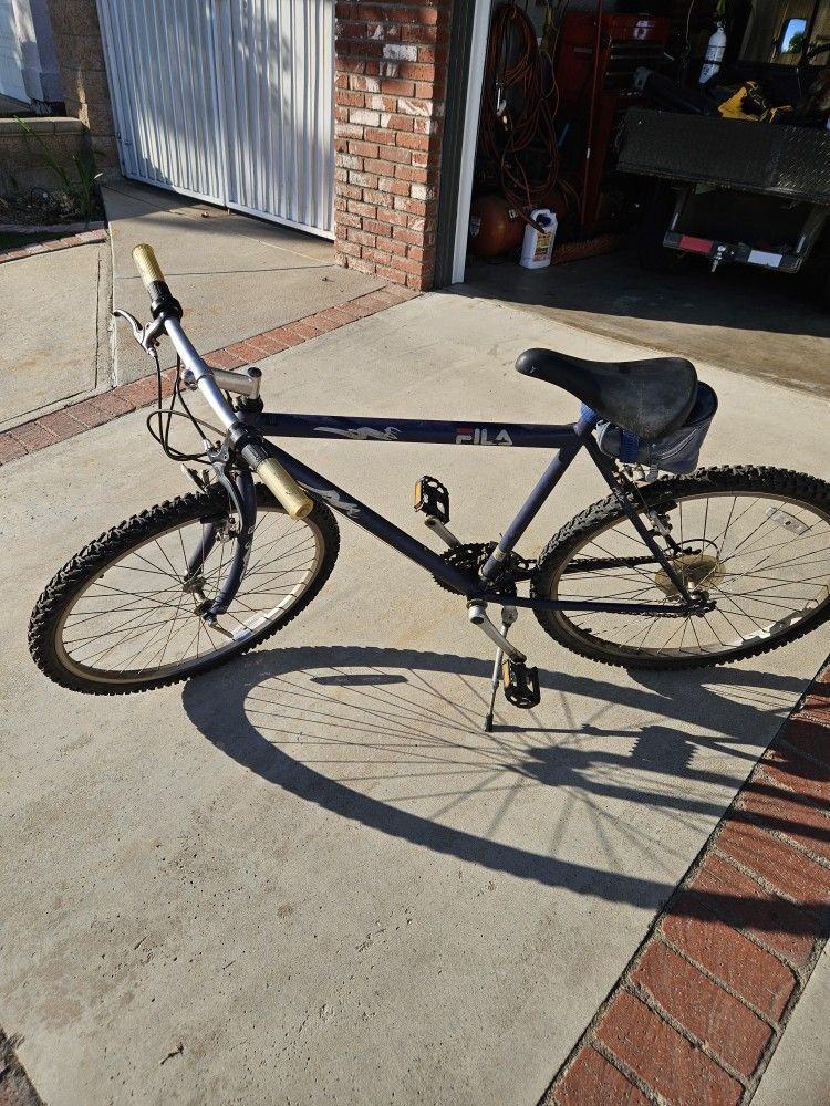 Vintage , Rare, and Collectible 1996 FILA PEPSI BIKE