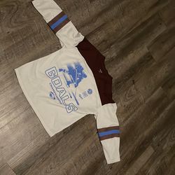 OLD NAVY long sleeve SIZE 8 in kids