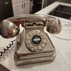 Old Antique Working phone