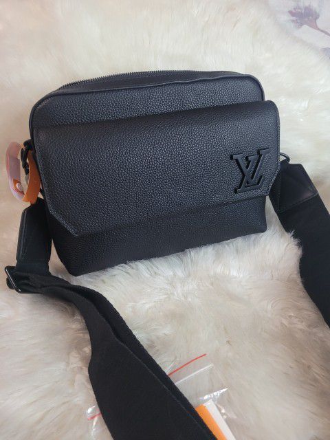 Louis Vuitton Messenger Bag**** $350***