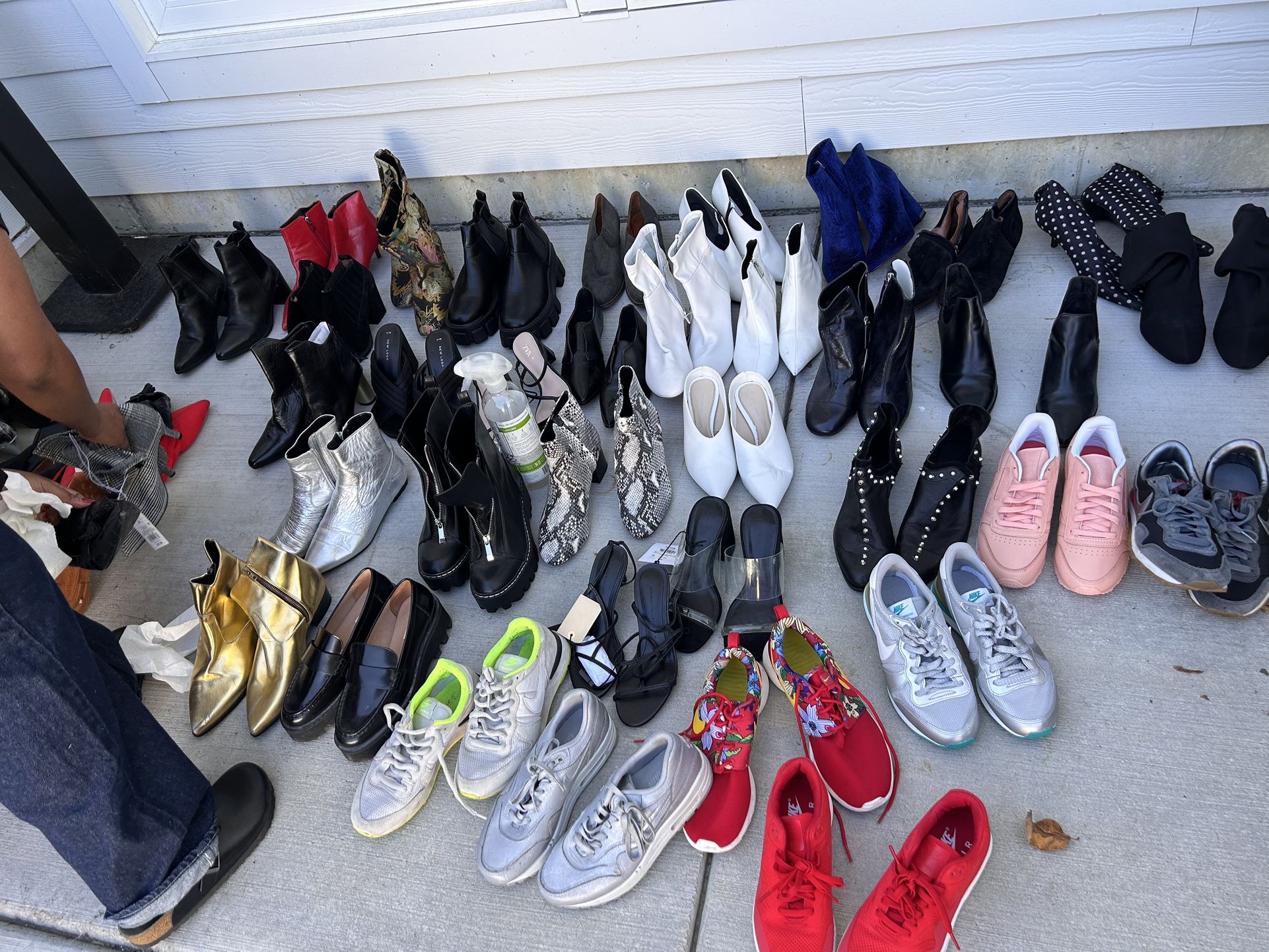 Shoes, Nike Shoes,  Shoes BRAND NEW size 6 & 7 On