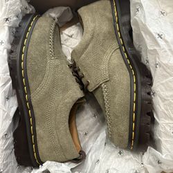 Boot For Men Size 8  Martens 
