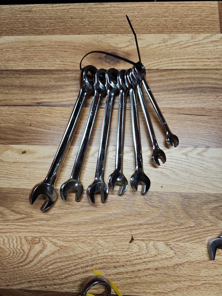 TOOLS/WRENCHES SAE/METRIC