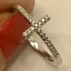 Cross Ring Size 8
