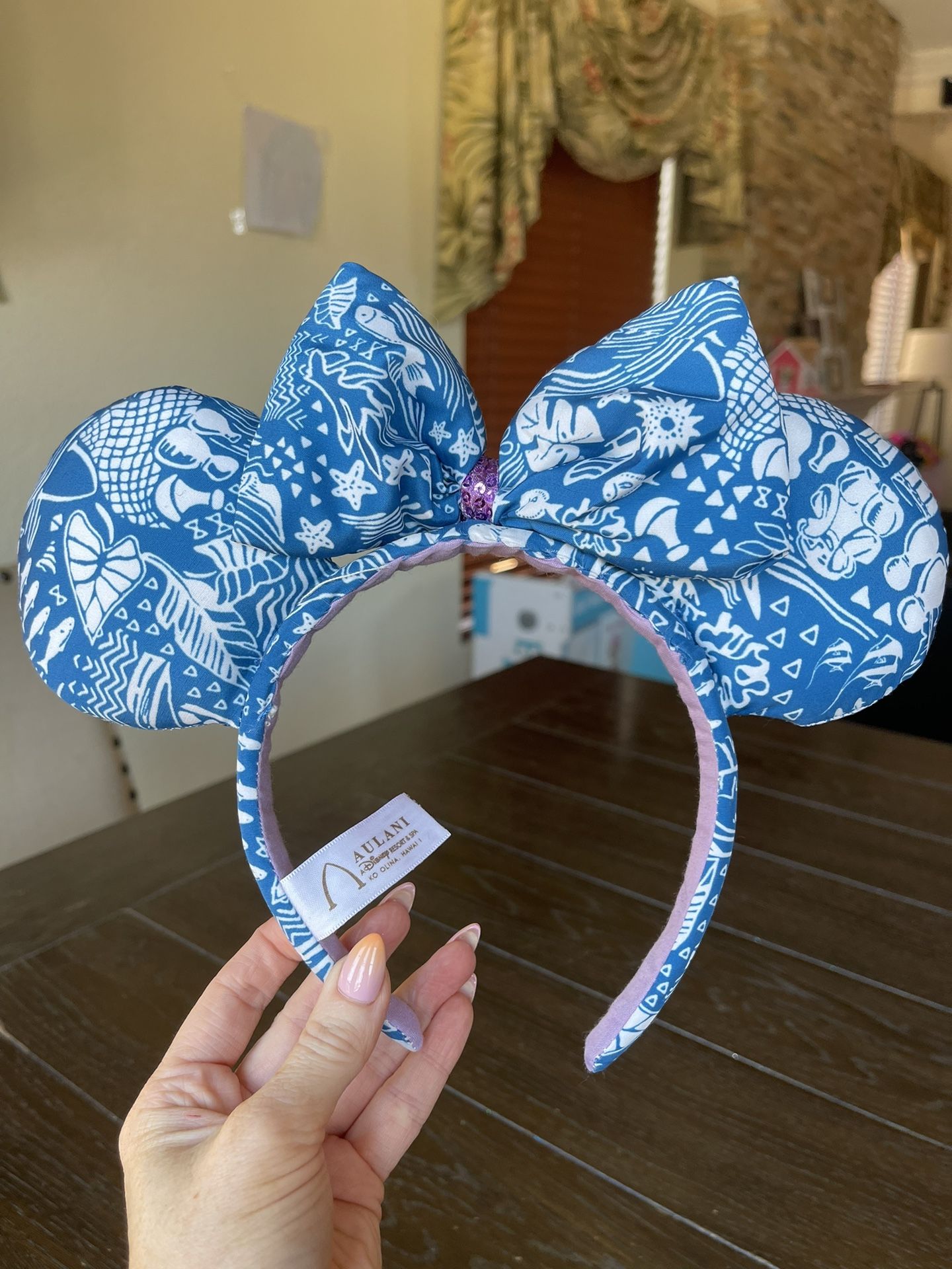 Disney Aulani resort Minnie Mouse Ears