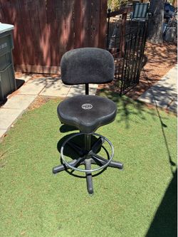Roc-N-Soc Timpani Throne