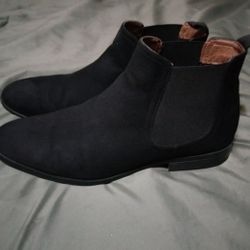 H&M Chelsea Boots