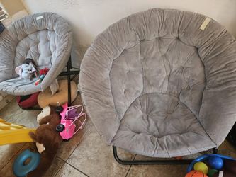 Folding Saucer Chairs