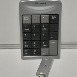 Targus Wireless 19 Key Keypad/Dongle/Batteries Included PC/MAC Model#AKP01US. Works Great Fully Tested. 