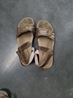 8.5 Abeo Sandles