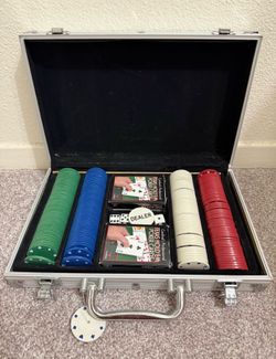 Poker set with briefcase