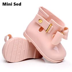 Cute jelly boots