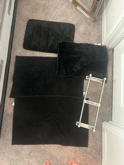 Black Bath Mat Set with Towel Rack