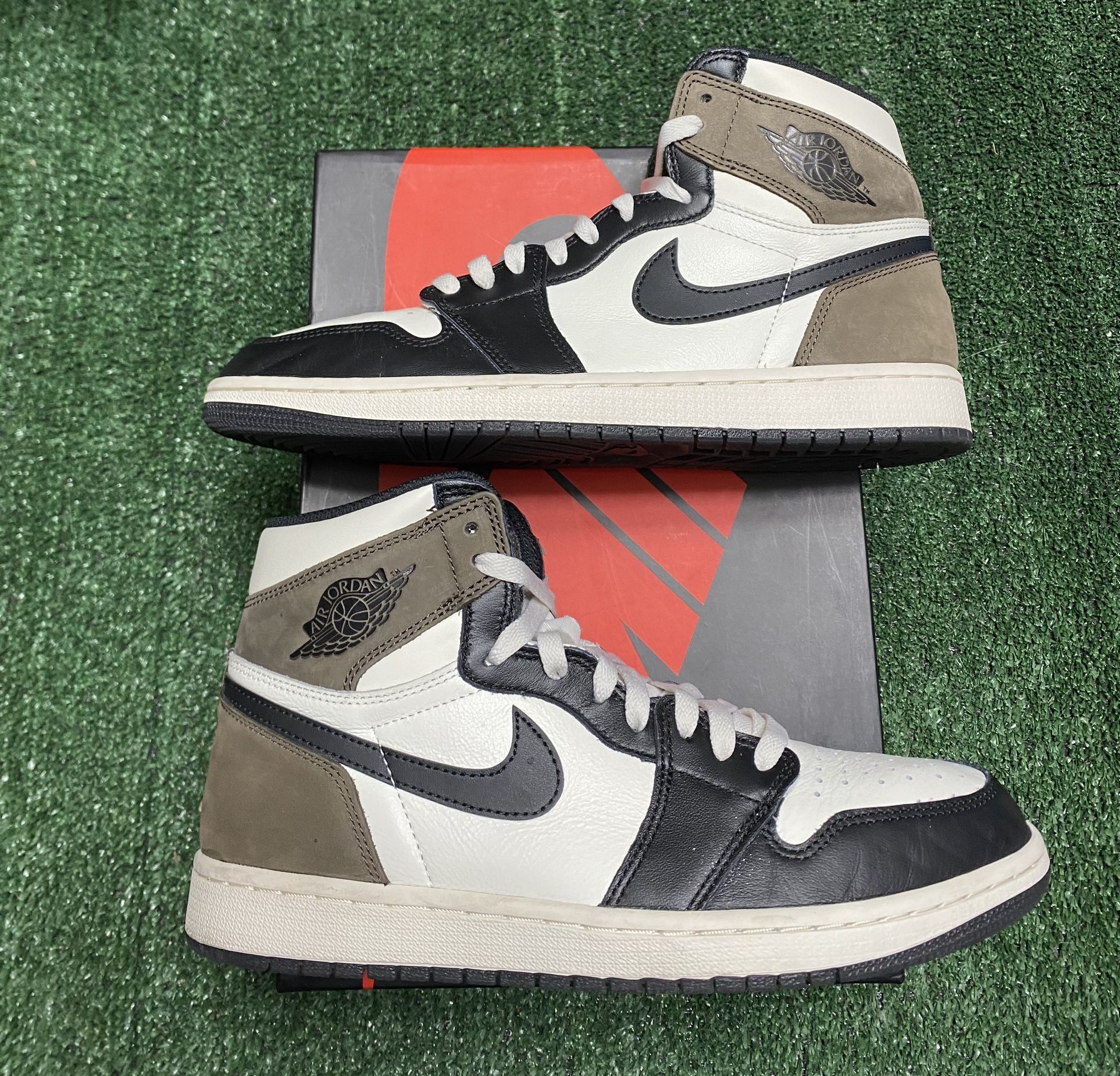 Jordan Mocha 1s size USED But Clean