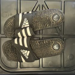 Adidas Slides Size 7