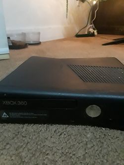 Xbox 360 with games and wire less control