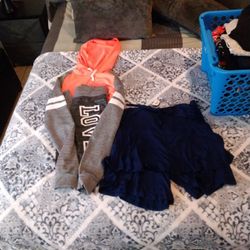 Girls Clothes