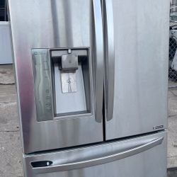 LG French Door Refrigerator 