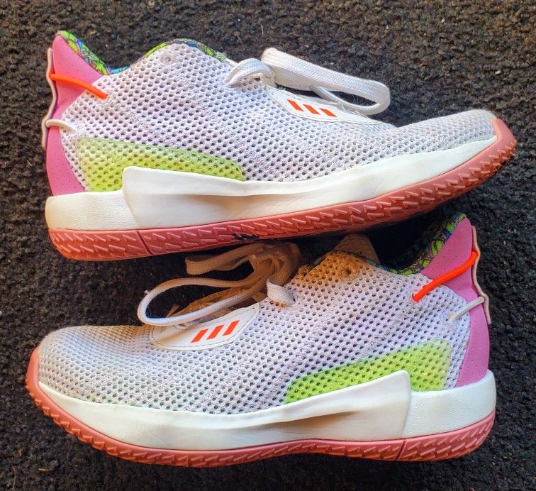 Adidas Toy Story Buzz Lightyear Boys Size 2 $10