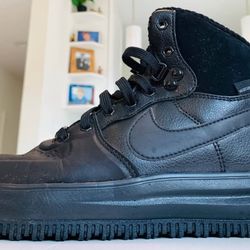 Nike Air Lunar Force 1 (Youth size 5.5 / Women size 7)