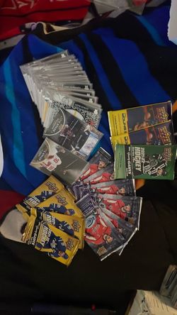 Upper Deck 2021-22 Hockey Card Lot Packs