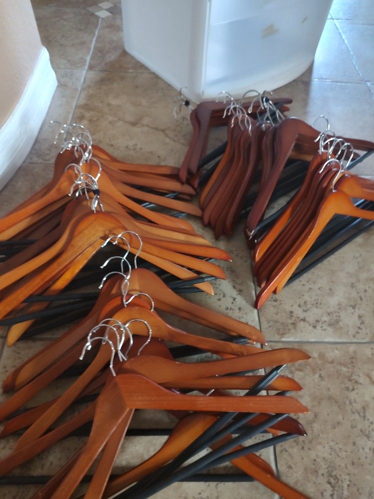 50 Wooden Hangers All $15.00 See My Other Offers Must Pick Up Cash Only