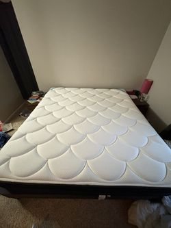 Dream Cloud Premier Memory Foam KING SIZE MATTRESS