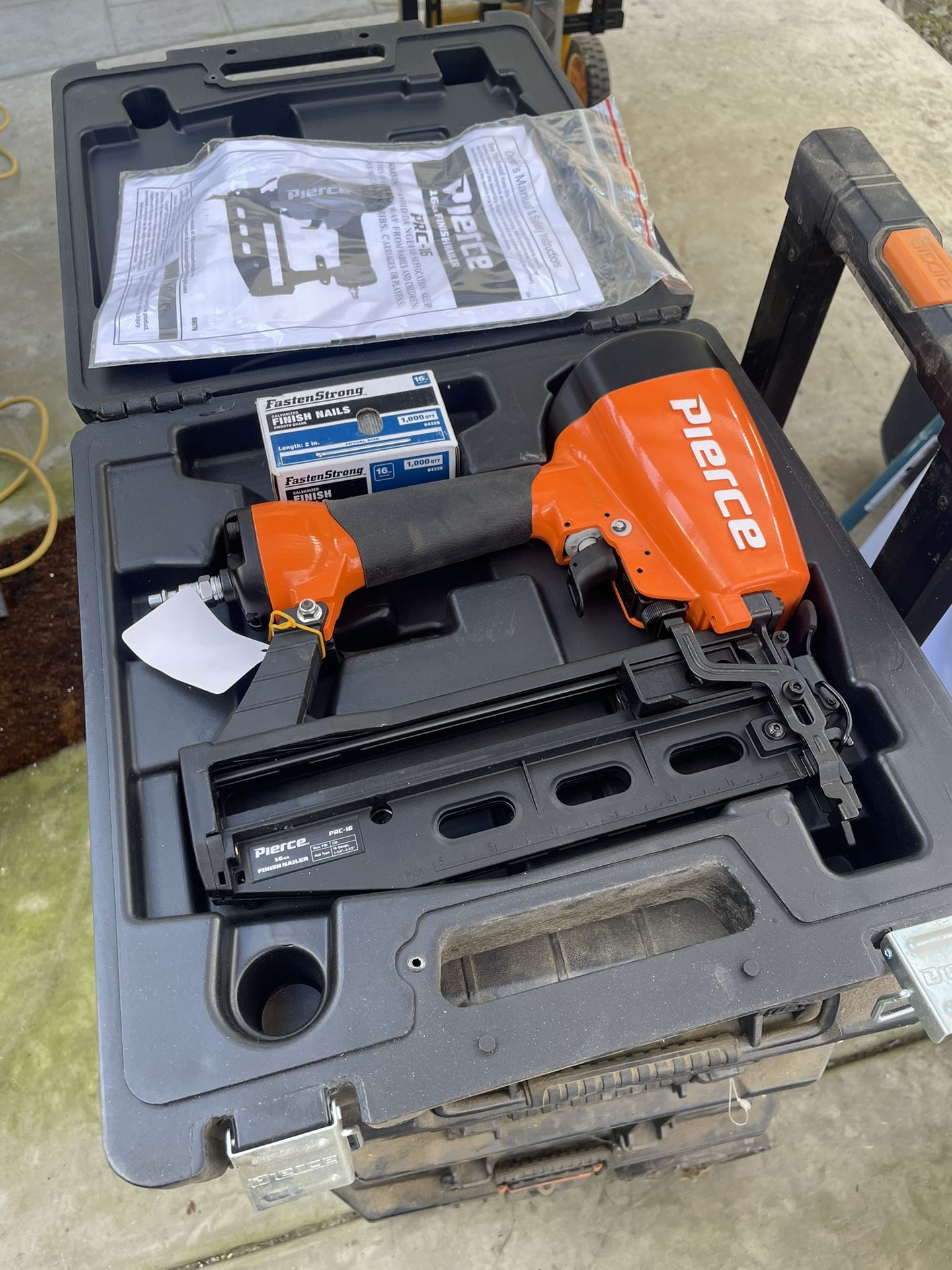 Finish Nailer NEW NEW NEW NEW NEW NEW NEW NEW